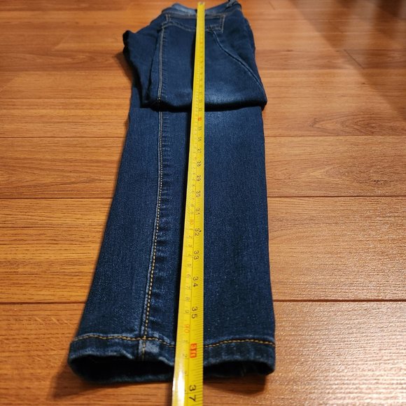 Between Us Jeans - Picture 9 of 12